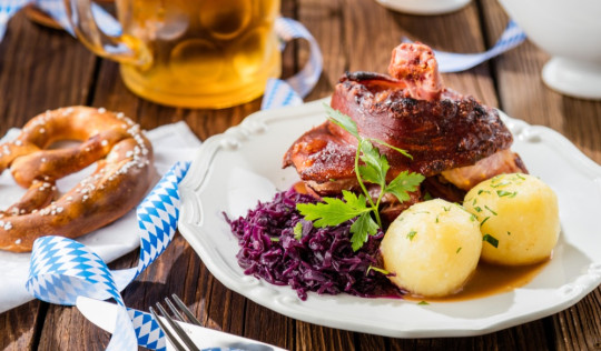 Bayerische Spezialitäten Küche Bayern